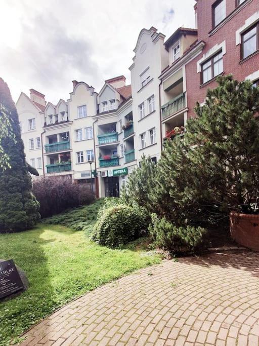 Apartament Parkowy 奥斯特罗达 外观 照片